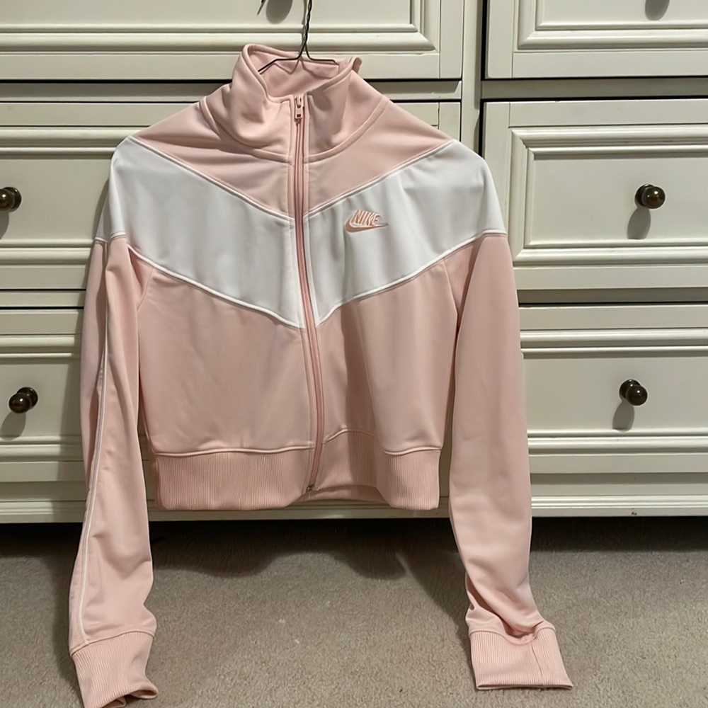 Nikey Zip up